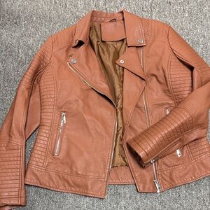 Stylish Tan Leather Biker Jacket